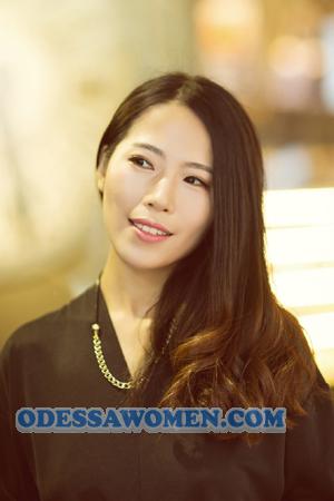 151761 - Wenxuan Age: 40 - China