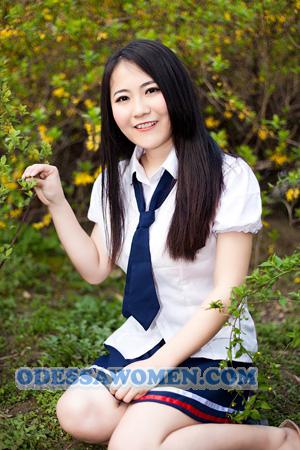 155167 - Huihui Age: 34 - China