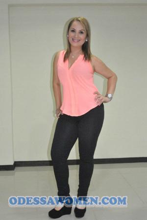 158652 - Sirleny Age: 40 - Costa Rica