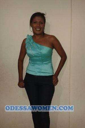 160200 - Nohemi Age: 45 - Colombia