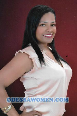 182240 - Deivis Age: 48 - Colombia