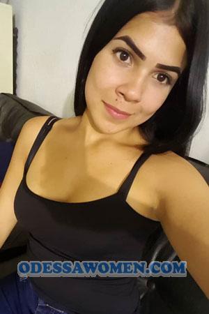 182521 - Gabriela Age: 25 - Venezuela