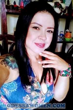 185019 - Yenny Age: 42 - Colombia