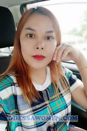 185047 - Phonthip Age: 37 - Thailand