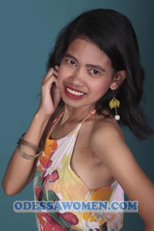 185746 - Irene Age: 38 - Philippines