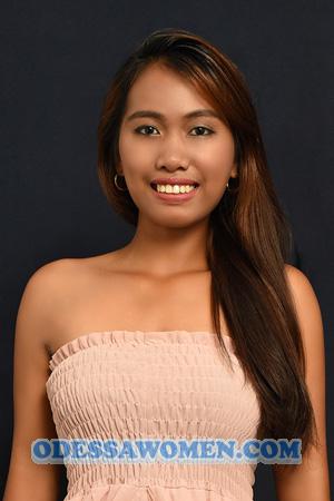 189958 - Junevie Age: 26 - Philippines