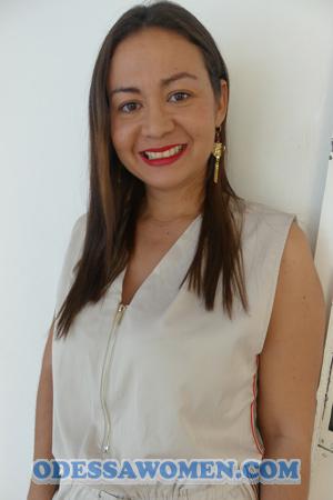 190203 - Luz Angela Age: 40 - Colombia