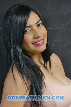 191920 - Thalia Age: 28 - Colombia