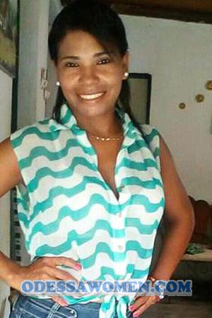 192064 - Leandra Age: 35 - Venezuela