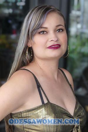 192749 - Luz Dary Age: 35 - Colombia