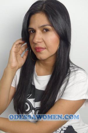 192907 - Paola Age: 40 - Colombia