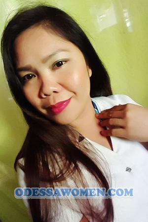 193621 - Teresita Age: 38 - Philippines