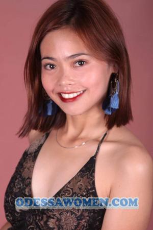 194397 - Rowena Age: 25 - Philippines