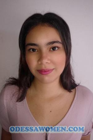194490 - Yulianis Age: 25 - Colombia