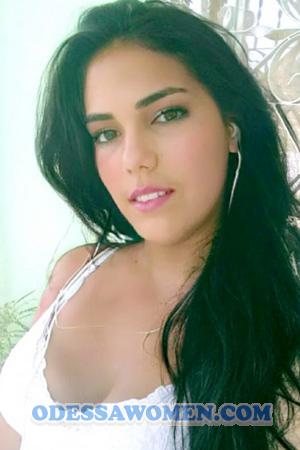 195136 - Laura Age: 27 - Cuba