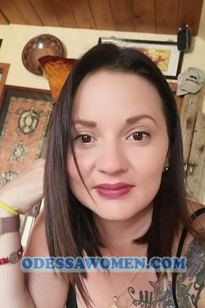 195141 - Andrea Age: 40 - Costa Rica