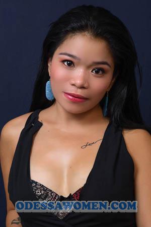 195318 - Rudelyn Age: 32 - Philippines