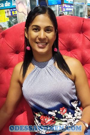 195449 - Emi Age: 45 - Colombia