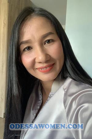 195493 - Jiranthanin Age: 42 - Thailand