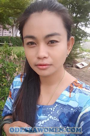 195647 - Nutnicha (Wan) Age: 40 - Thailand