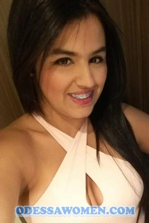 195905 - Zulyani Age: 37 - Colombia