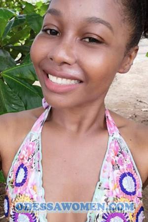 195912 - Liliana Age: 47 - Colombia