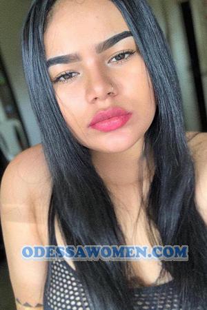 196158 - Laura Age: 24 - Colombia