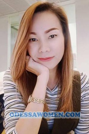 196327 - Prapaiporn​ Age: 46 - Thailand