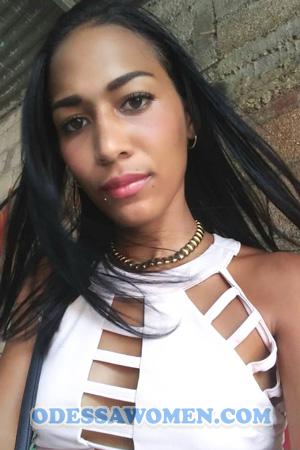 196824 - Yanislena Age: 26 - Cuba