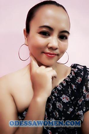 197166 - Puntipha (Karn) Age: 56 - Thailand