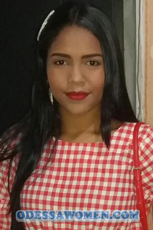 197273 - Yezmin Age: 24 - Colombia