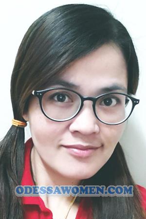 197772 - Yaowarak (Pui) Age: 44 - Thailand