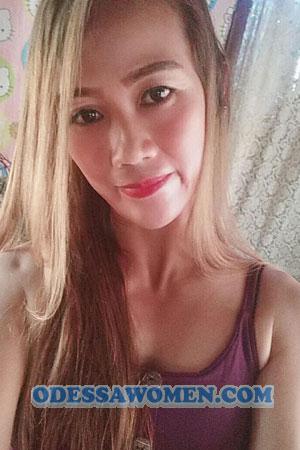 199635 - Frenlyn Age: 42 - Philippines