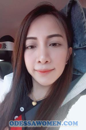 199904 - Amonrut Age: 36 - Thailand