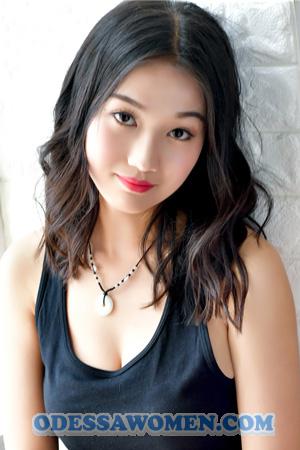 200489 - Yili Age: 28 - China