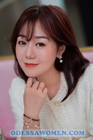 201052 - Huili Age: 39 - China