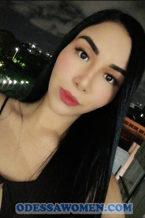 202299 - Daniella Age: 27 - Colombia