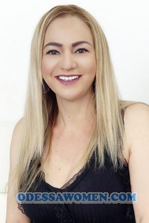 203847 - Silvia Age: 48 - Colombia