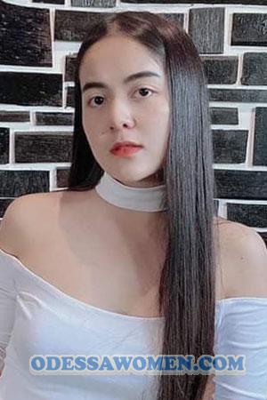 204403 - Suphattra Age: 27 - Thailand