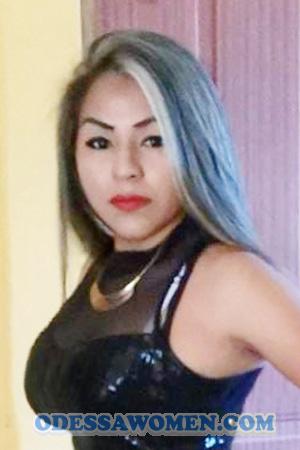 204906 - Suyen Age: 32 - Costa Rica