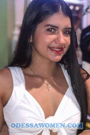 205719 - Alejandra Age: 26 - Colombia