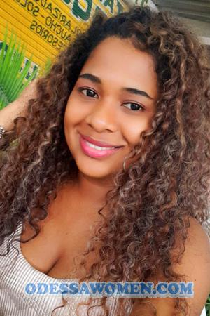 205916 - Yaneiris Age: 38 - Colombia