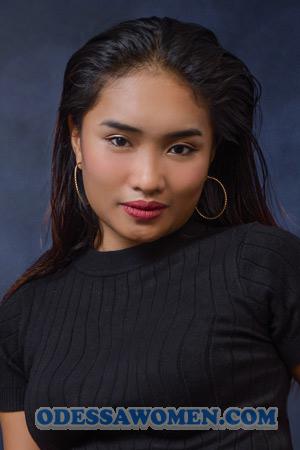 208623 - Ivy Kim Age: 22 - Philippines