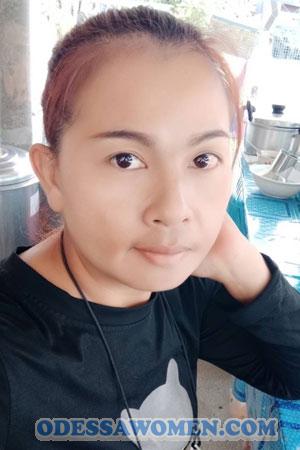 208624 - Srisuphat Age: 45 - Thailand