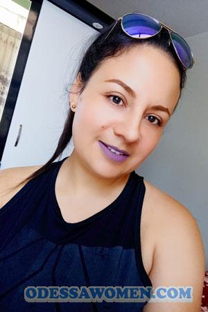 208730 - Darling Age: 37 - Peru