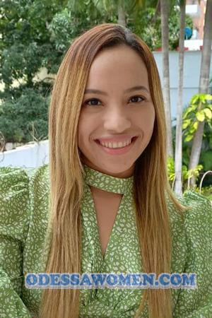 209138 - Yandry Age: 30 - Colombia