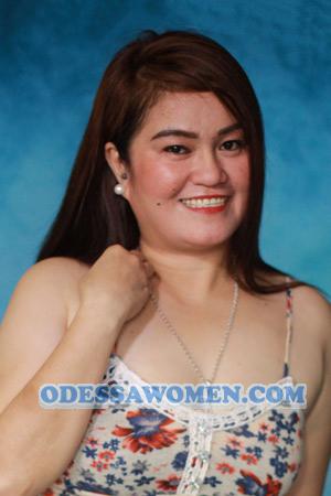 209355 - Michelle Age: 41 - Philippines