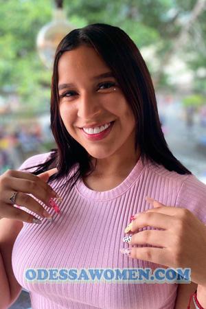 209663 - Yurani Age: 23 - Colombia