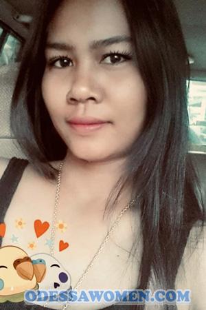 209871 - Kanokwan Age: 36 - Thailand