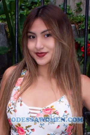 210043 - Stephanie Age: 23 - Peru